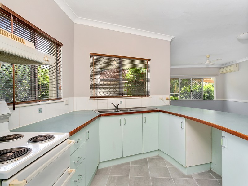 1/12 Grantala Street, Manoora QLD 4870