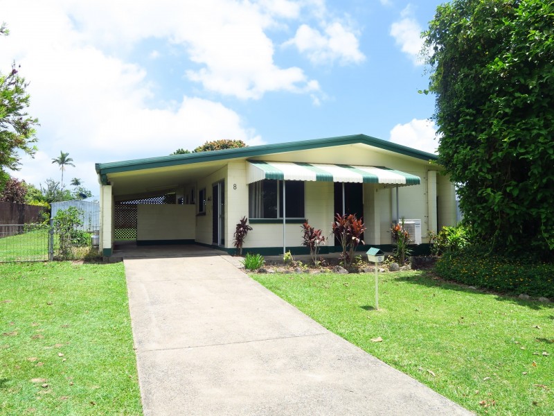 8 Bottlebrush Street, Mooroobool QLD 4870