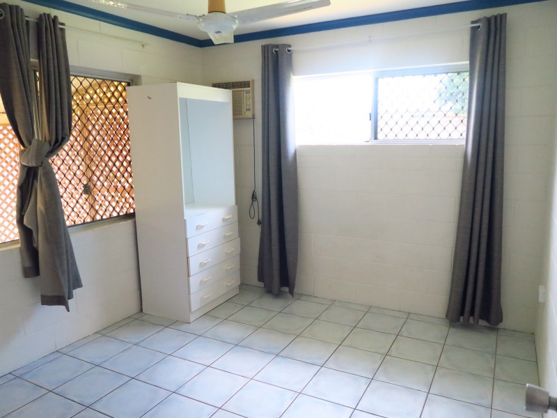 8 Bottlebrush Street, Mooroobool QLD 4870