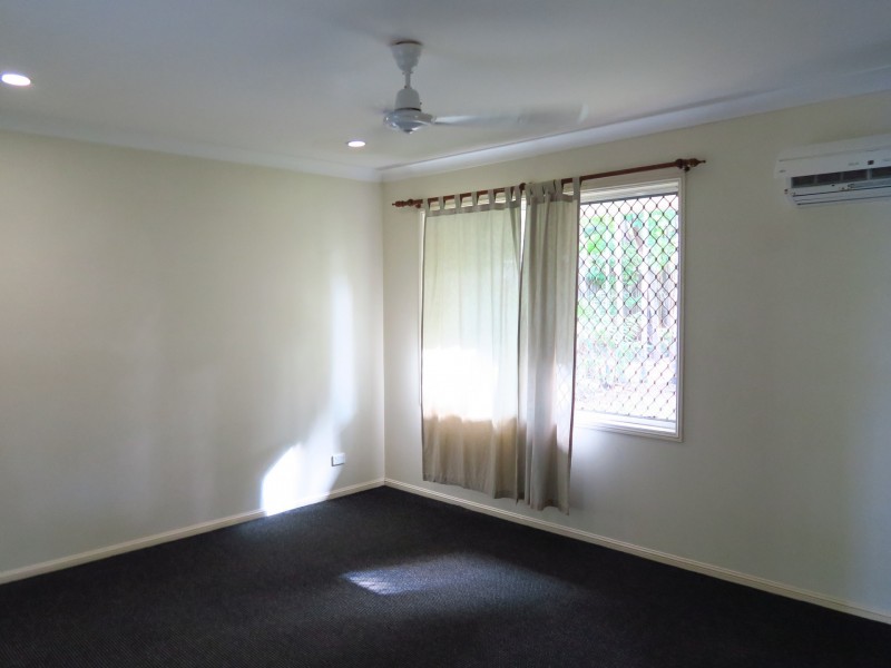 15 Kamala Street, Redlynch QLD 4870