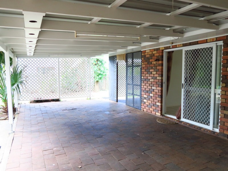 15 Kamala Street, Redlynch QLD 4870