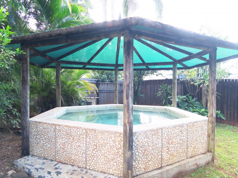 15 Kamala Street, Redlynch QLD 4870