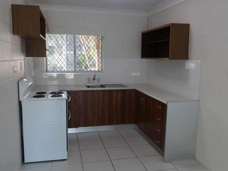6/347 Lake Street, Cairns North QLD 4870