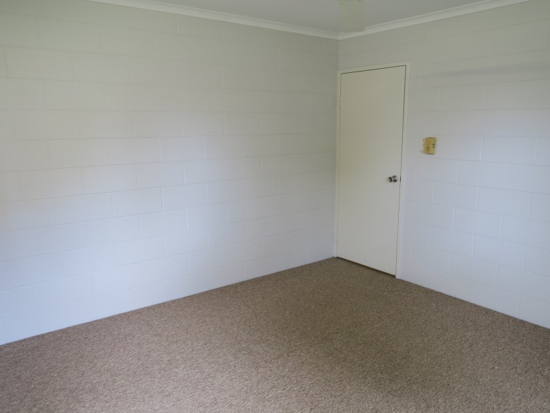 1/53 Hayward Street, Mooroobool QLD 4870
