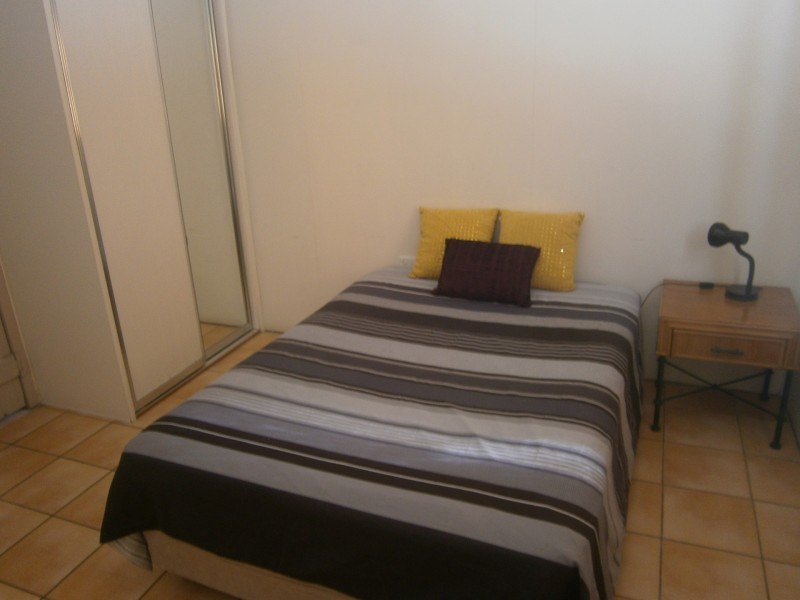 2/27 Martyn Street, Parramatta Park QLD 4870