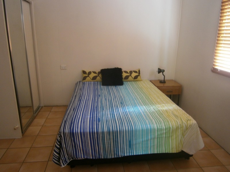 2/27 Martyn Street, Parramatta Park QLD 4870