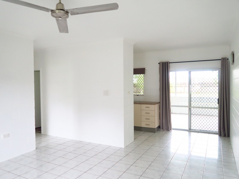 2 Conlan Close, Manoora QLD 4870