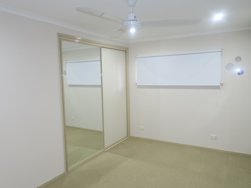 2 Lomond Close, Edge Hill QLD 4870