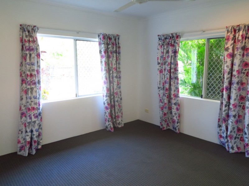 1/8 Kavieng Street, Trinity Beach QLD 4879