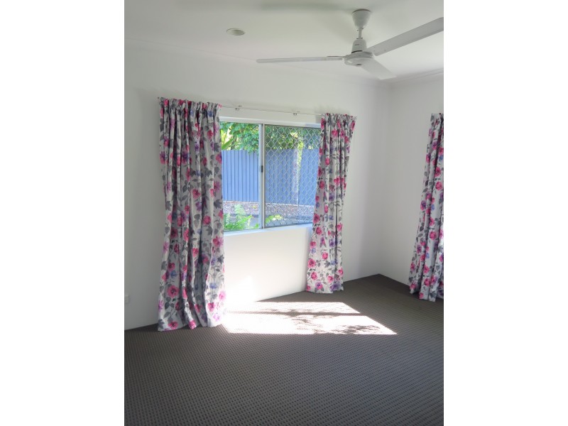 1/8 Kavieng Street, Trinity Beach QLD 4879