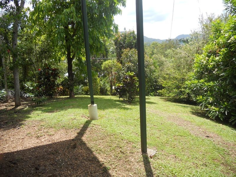 3 Blue Hills Crescent, Freshwater QLD 4870