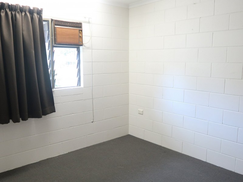 2/112 Windarra Street, Woree QLD 4868