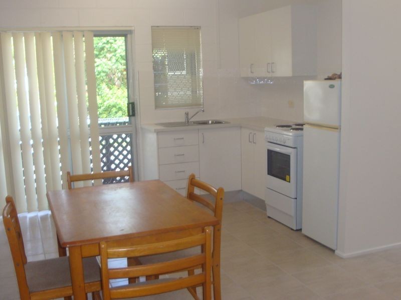 8/58 Woodward Street, Edge Hill QLD 4870