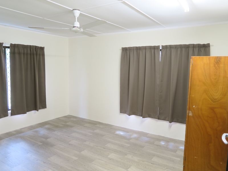 45 Miles Street, Manunda QLD 4870