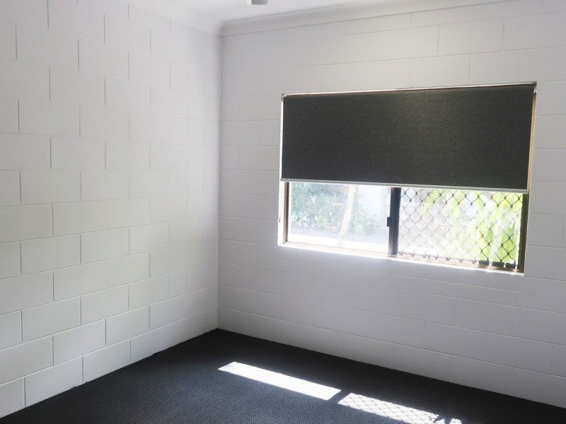 2/12 Springfield Crescent, Manoora QLD 4870
