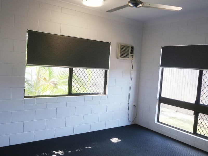 2/12 Springfield Crescent, Manoora QLD 4870