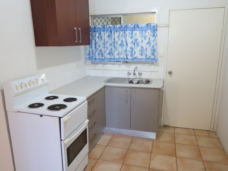 6/126 Greenslopes Street, Edge Hill QLD 4870