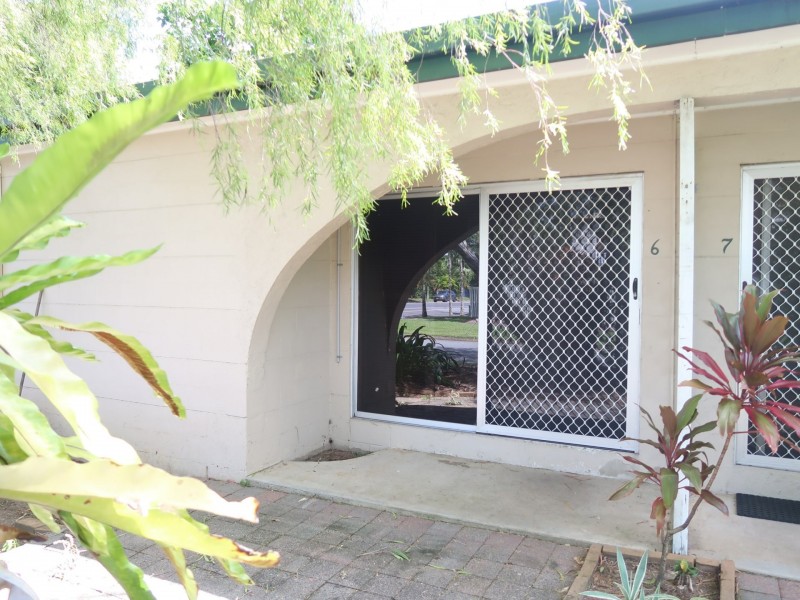 6/126 Greenslopes Street, Edge Hill QLD 4870