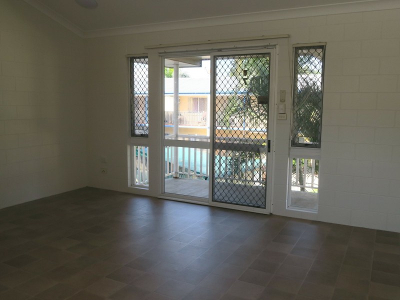 7/73 Little Pease Street, Manoora QLD 4870