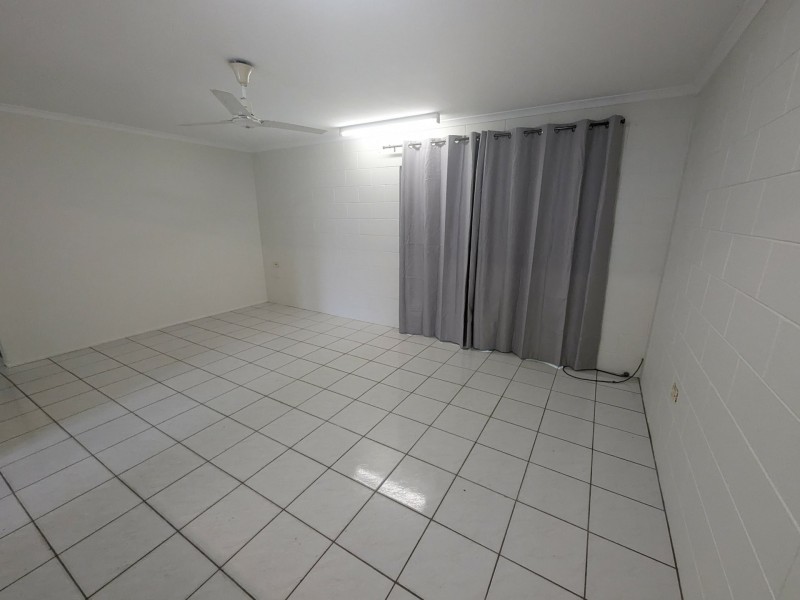 13/64 Pease Street, Manoora QLD 4870