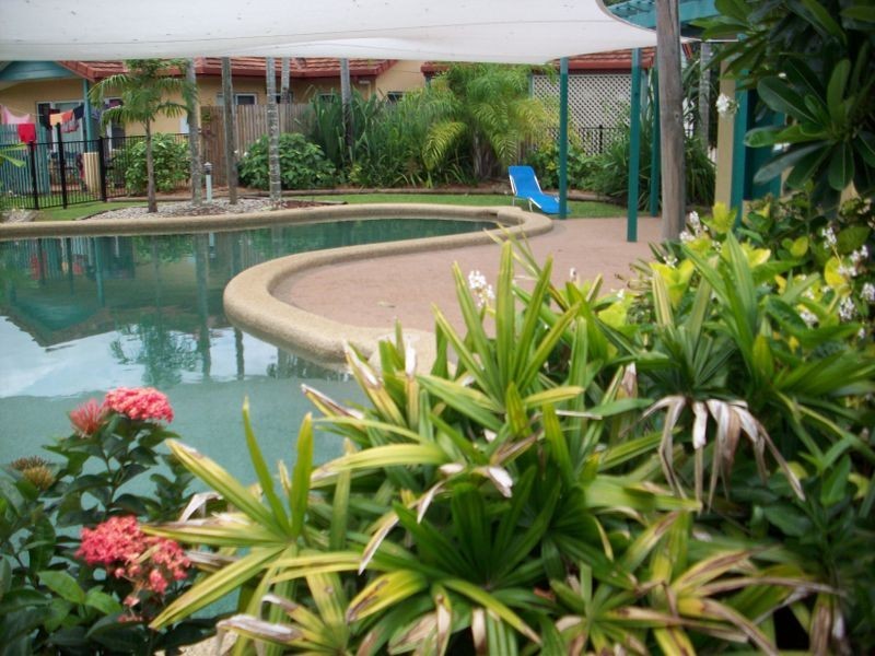 8/7A Grantala Street, Manoora QLD 4870
