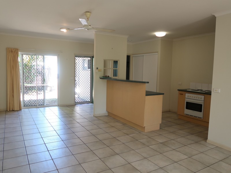 8/7A Grantala Street, Manoora QLD 4870