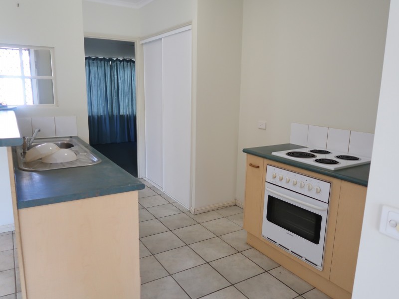 8/7A Grantala Street, Manoora QLD 4870