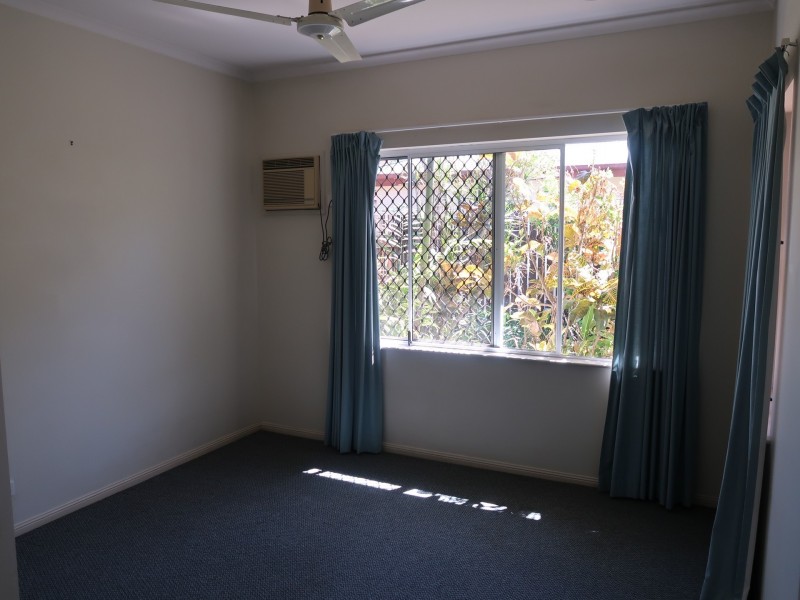 8/7A Grantala Street, Manoora QLD 4870
