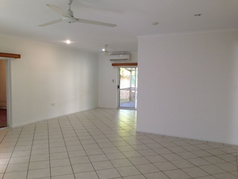 2 Orrell Close, Brinsmead QLD 4870