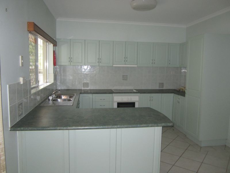 2 Orrell Close, Brinsmead QLD 4870