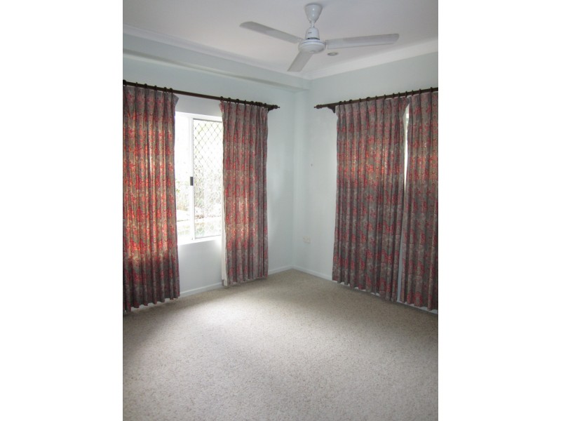 2 Orrell Close, Brinsmead QLD 4870