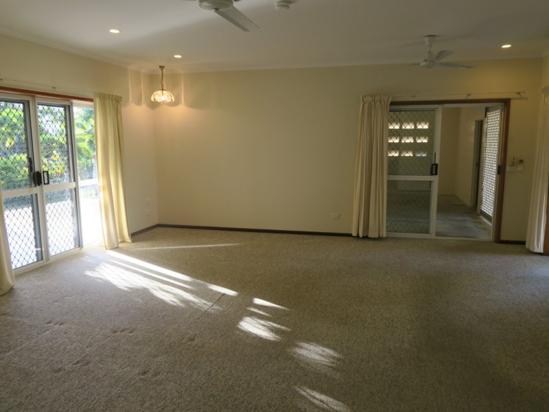 6 Kitava Street, Trinity Beach QLD 4879