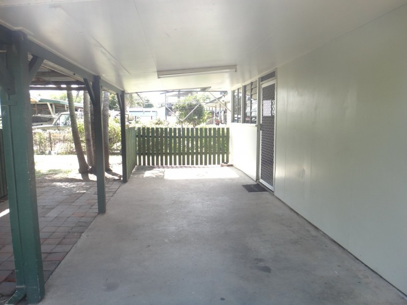 56 Tills Street, Westcourt QLD 4870