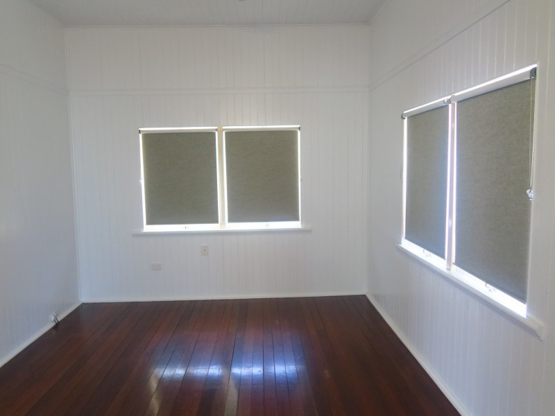 320 Pease Street, Edge Hill QLD 4870