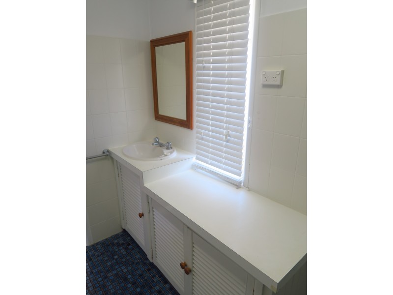 320 Pease Street, Edge Hill QLD 4870