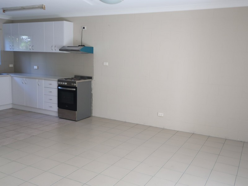 4/71 Boland Street, Westcourt QLD 4870