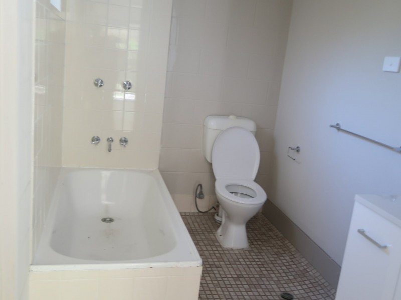 4/71 Boland Street, Westcourt QLD 4870