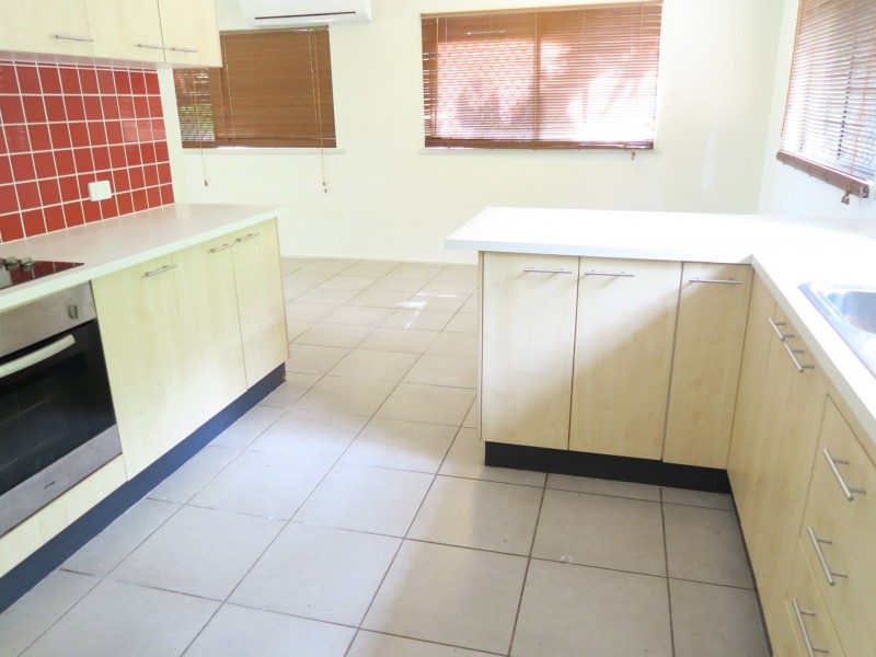 27 Behan Street, Stratford QLD 4870