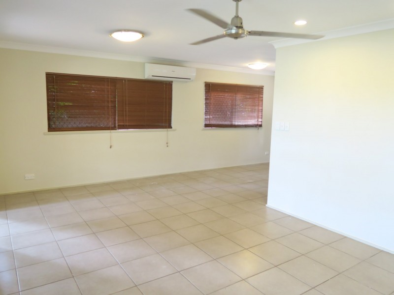 27 Behan Street, Stratford QLD 4870