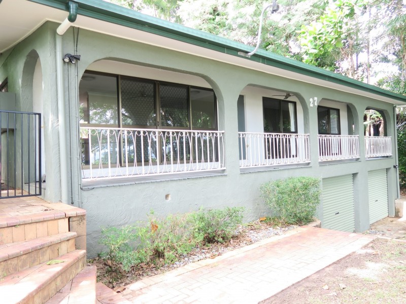 27 Behan Street, Stratford QLD 4870