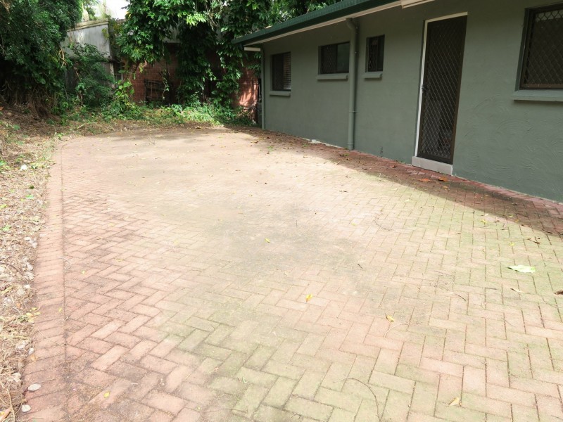 27 Behan Street, Stratford QLD 4870