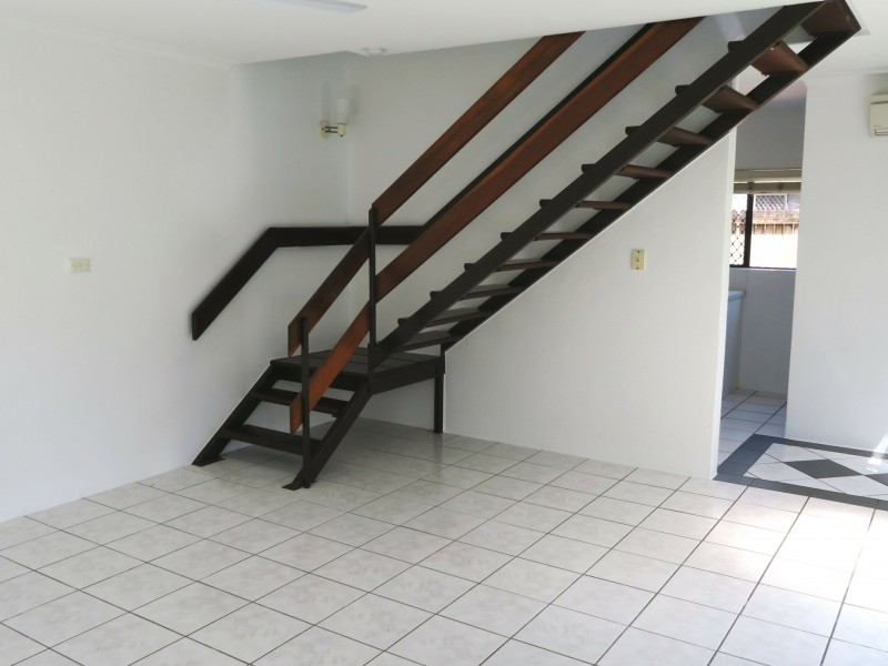 7/5 Pioneer Street, Manoora QLD 4870