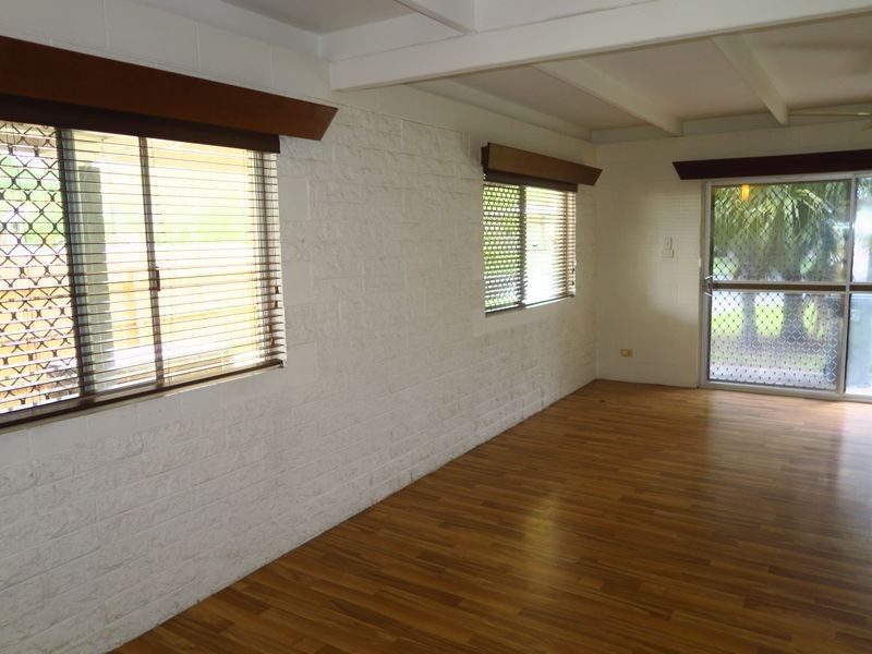 19 Hudson Street, Whitfield QLD 4870