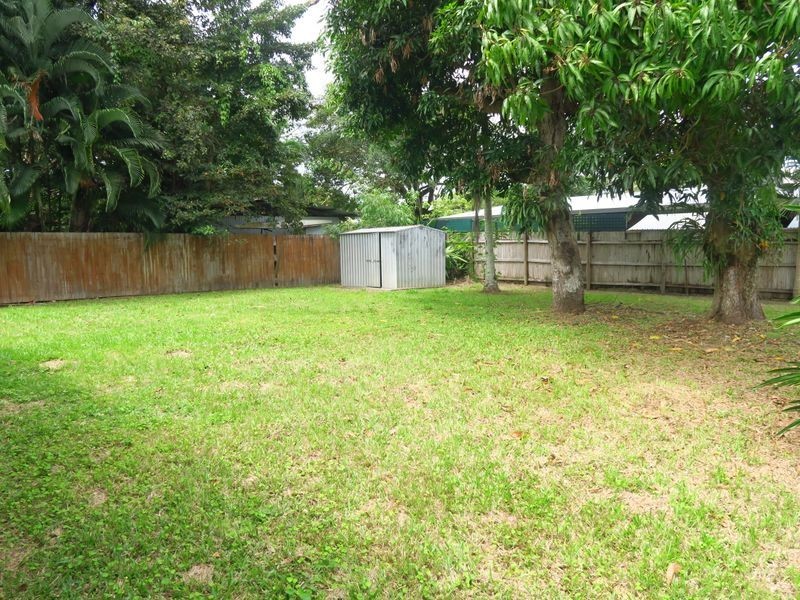 19 Hudson Street, Whitfield QLD 4870