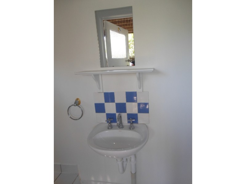 4/5 Mitchell Street, Machans Beach QLD 4878