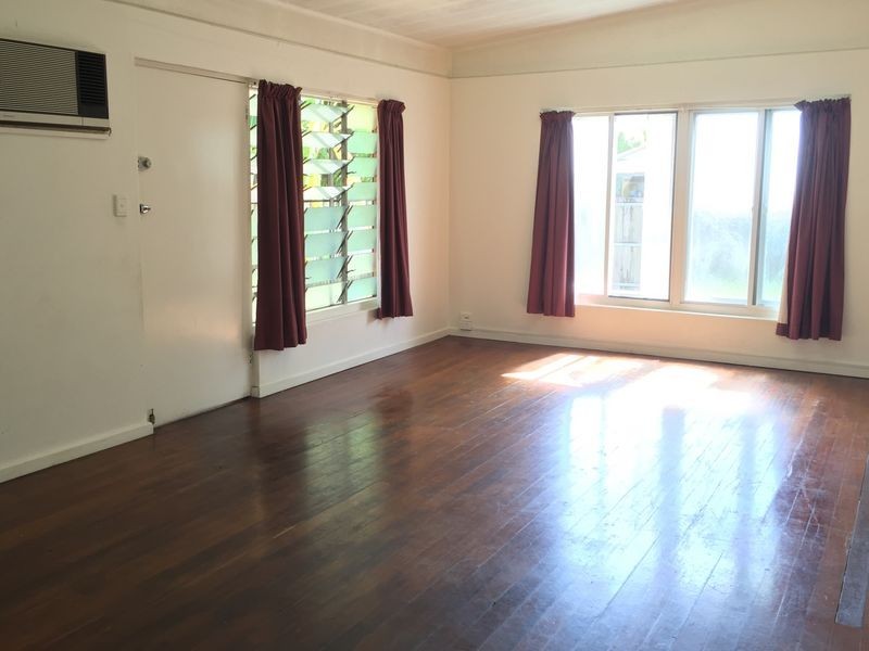 2/291 Pease Street, Edge Hill QLD 4870