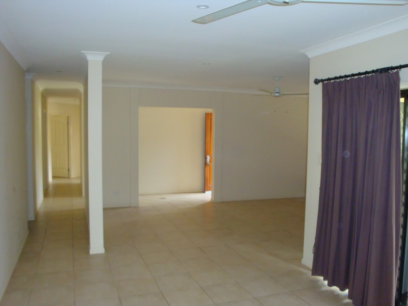5 Findlay Street, Brinsmead QLD 4870