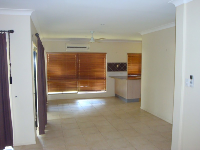 5 Findlay Street, Brinsmead QLD 4870