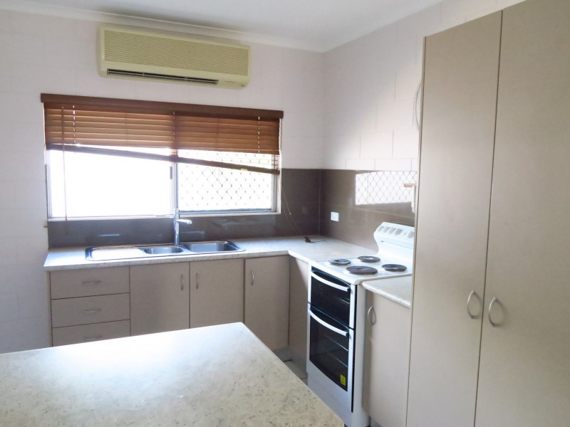 2/4 Ireland Crescent, Whitfield QLD 4870