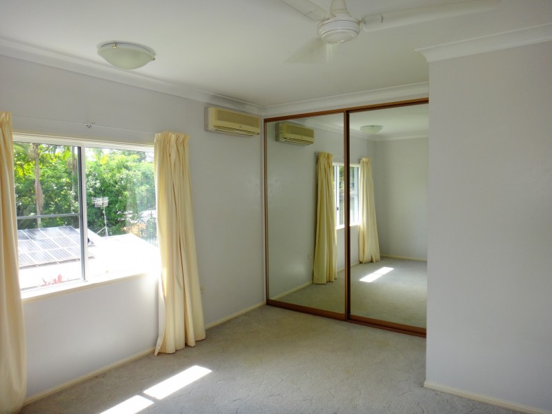 11 Cicero Close, Mooroobool QLD 4870